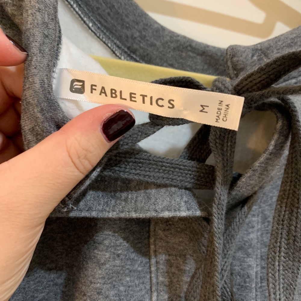 Fabletics Sweatshirt - image 5